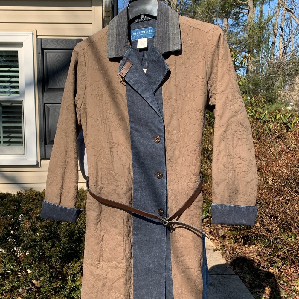 Blue Willi’s long quilted coat